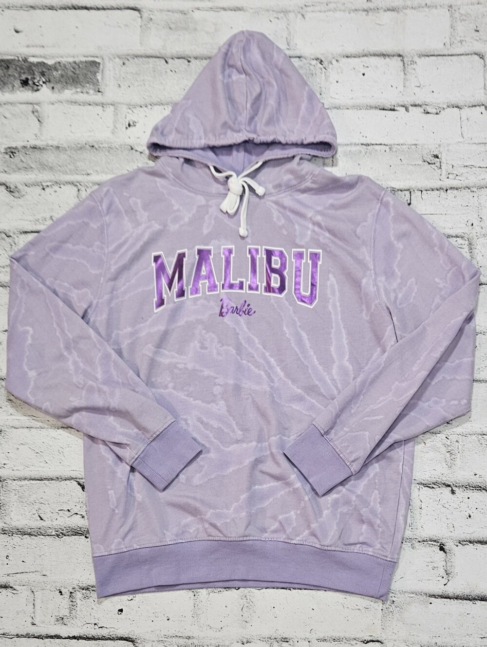 Barbie Malibu Purple Tie Dye Pullover Hoodie Graphic Sweatshirt Size M